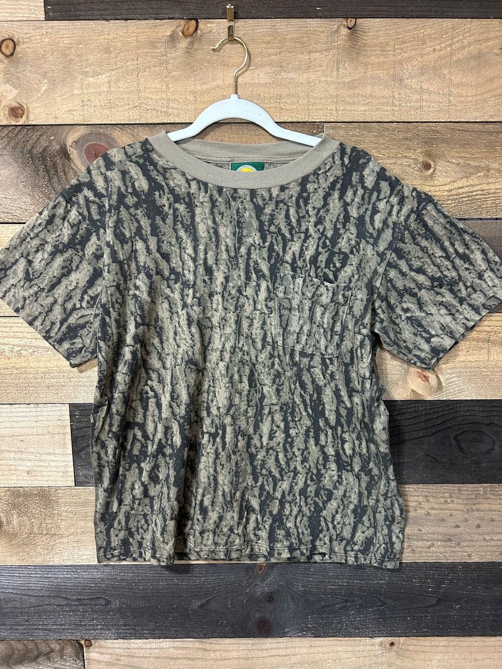 CABELA’s Vintage Realtree Camo Crewneck Pocket T-Shirt Size L